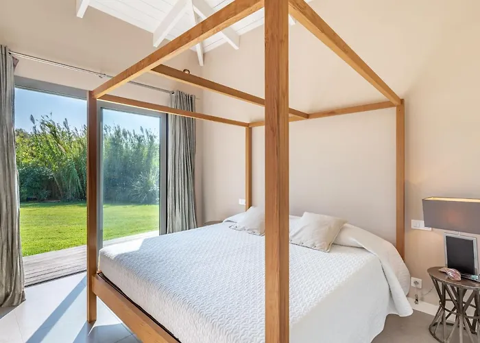 Lavezzi By Interhome Casa vacanze