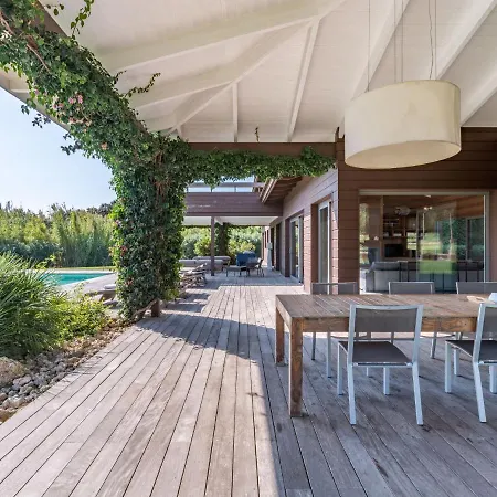 Lavezzi By Interhome *