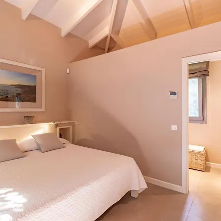 Lavezzi By Interhome Semesterbostad