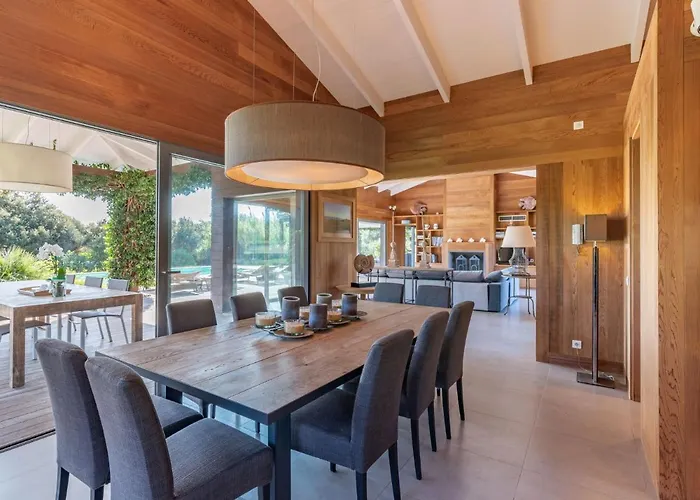 Nyaraló Lavezzi By Interhome